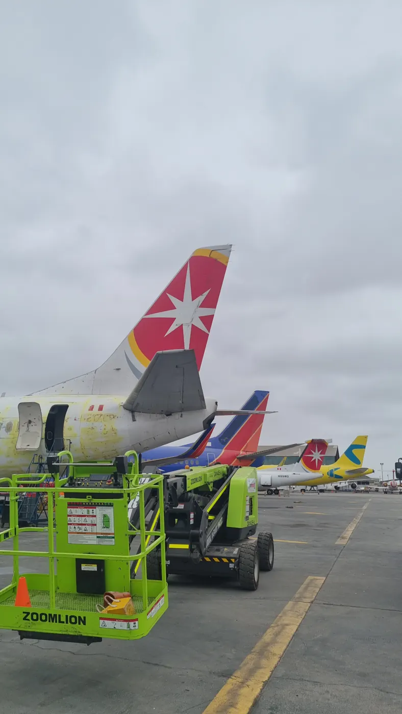 Manlift en el Aeropuerto Jorge Chávez